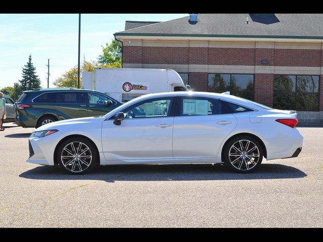 2019 Toyota Avalon Touring