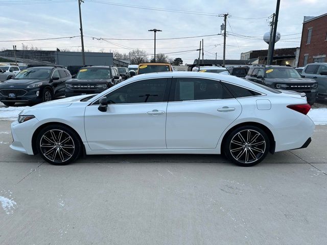 2019 Toyota Avalon Touring