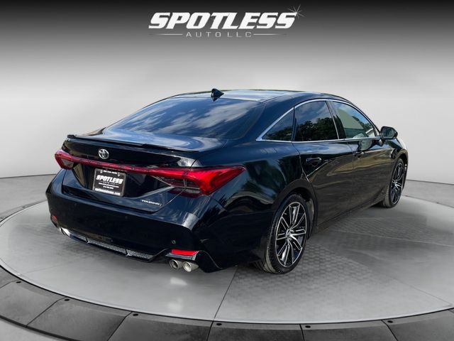 2019 Toyota Avalon Touring