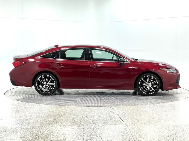 2019 Toyota Avalon Touring