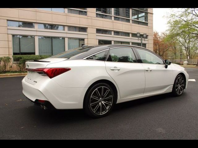 2019 Toyota Avalon Touring