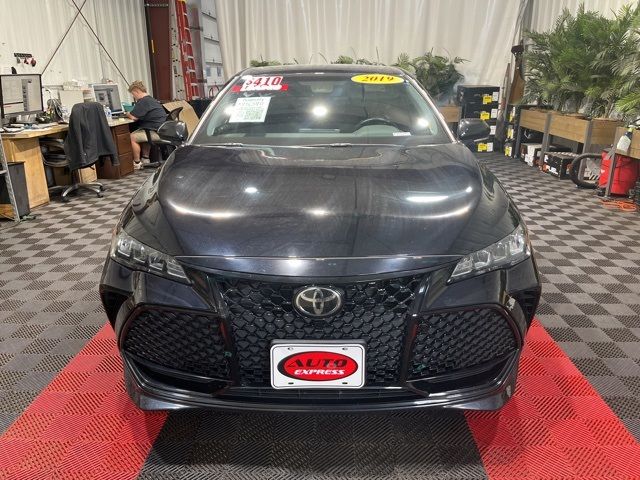 2019 Toyota Avalon XLE