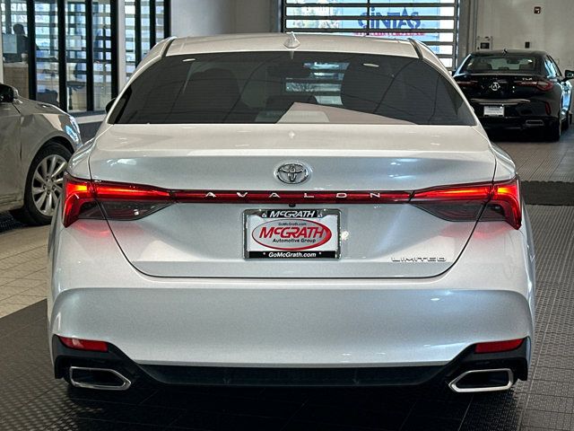 2019 Toyota Avalon XLE