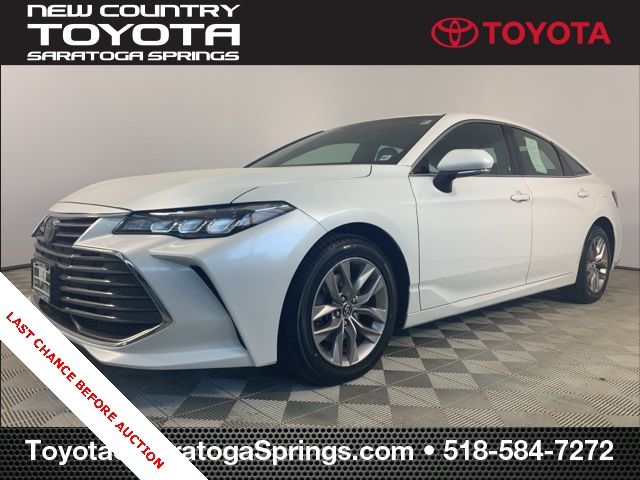 2019 Toyota Avalon XLE