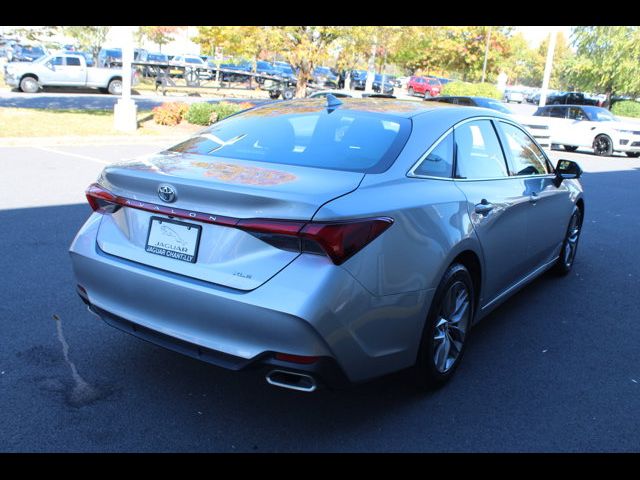 2019 Toyota Avalon XLE