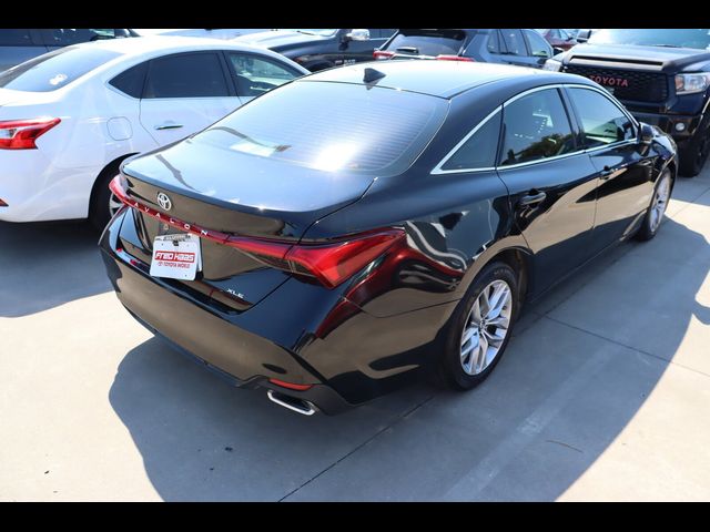 2019 Toyota Avalon XLE