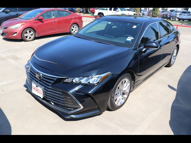 2019 Toyota Avalon XLE