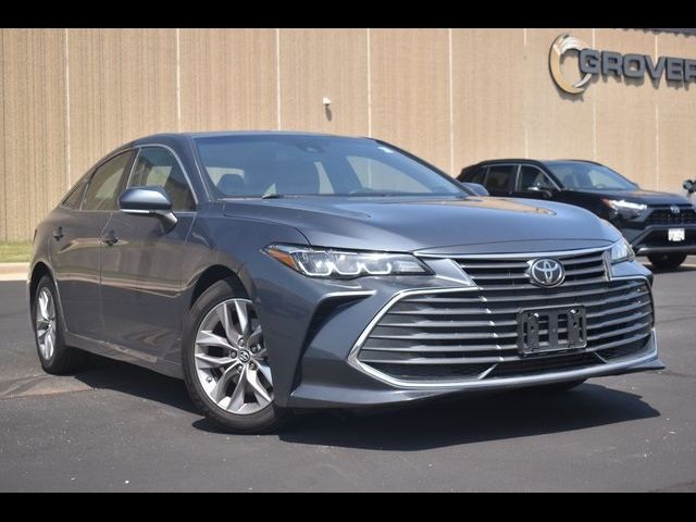 2019 Toyota Avalon XLE