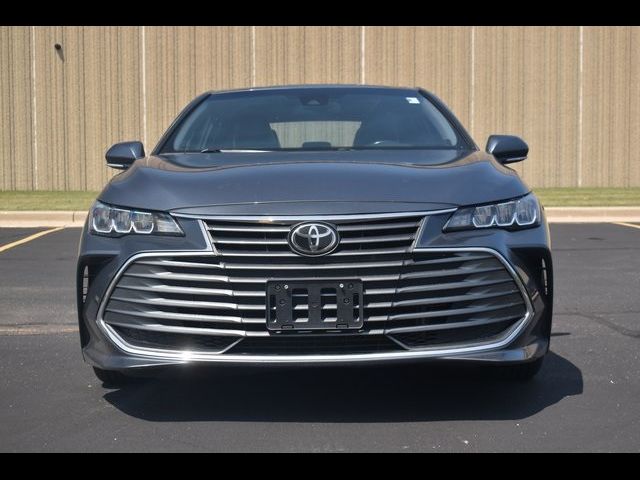 2019 Toyota Avalon XLE