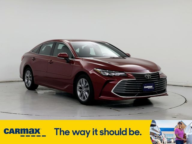 2019 Toyota Avalon XLE