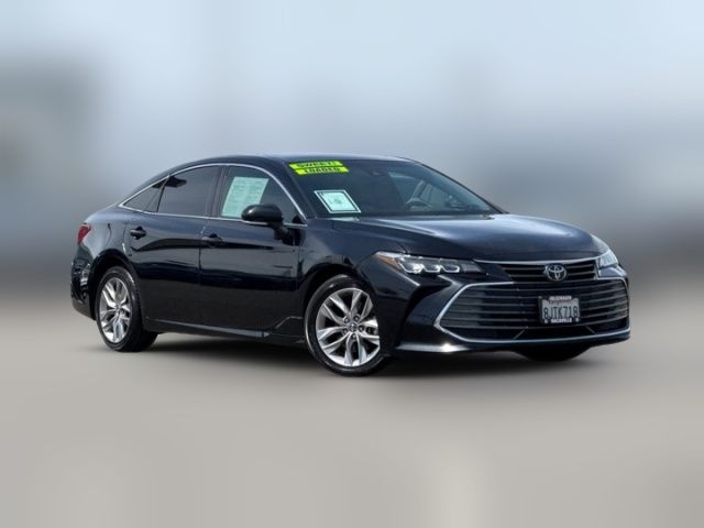 2019 Toyota Avalon XLE