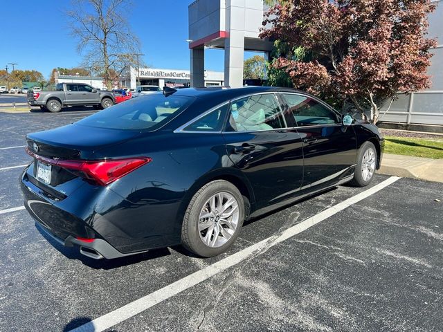 2019 Toyota Avalon XLE