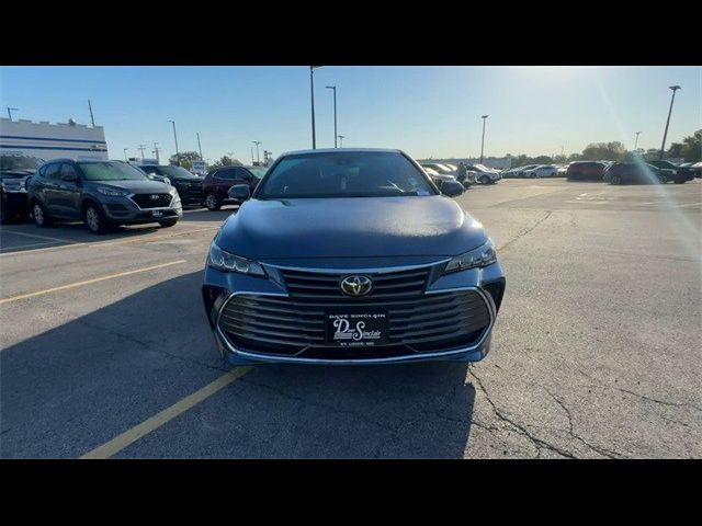 2019 Toyota Avalon XLE