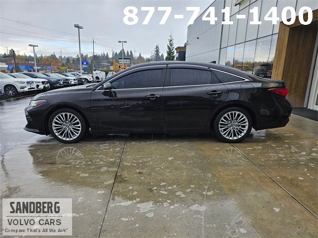 2019 Toyota Avalon XLE