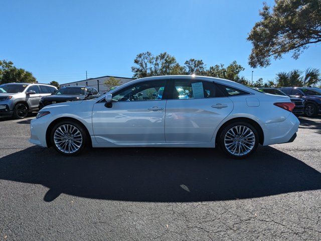 2019 Toyota Avalon XLE