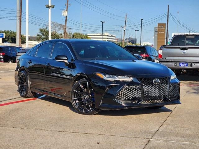 2019 Toyota Avalon XLE