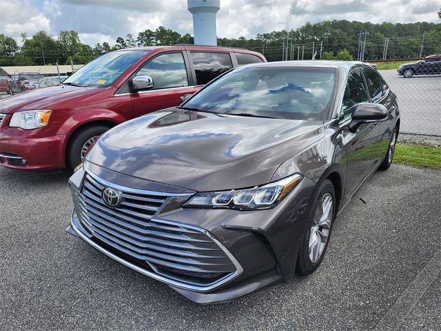 2019 Toyota Avalon XLE