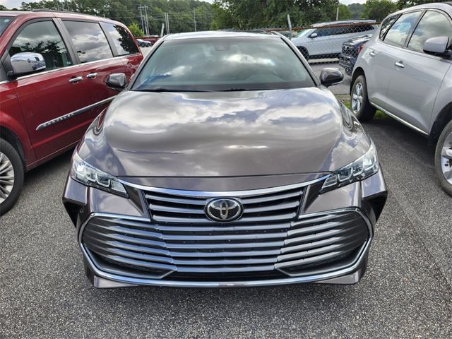 2019 Toyota Avalon XLE