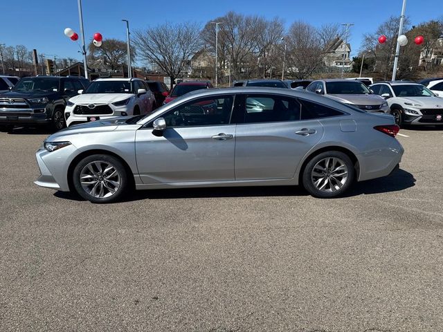 2019 Toyota Avalon XLE