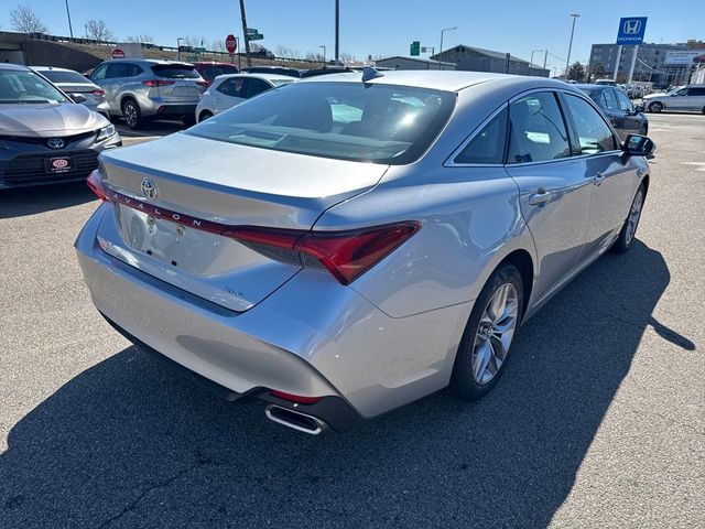 2019 Toyota Avalon XLE