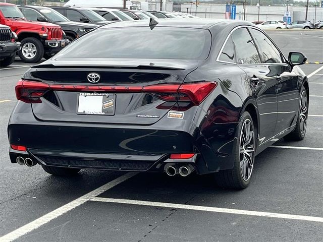 2019 Toyota Avalon XLE