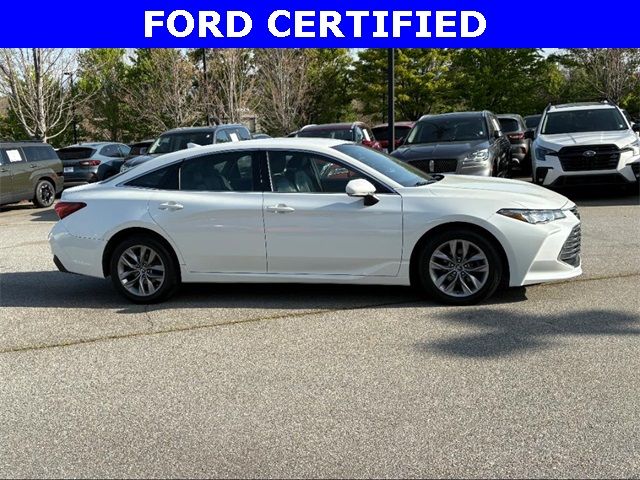 2019 Toyota Avalon XLE