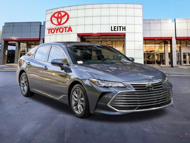 2019 Toyota Avalon XLE