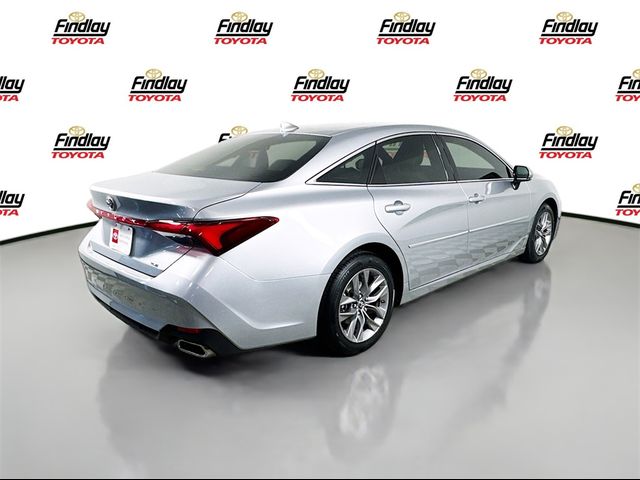 2019 Toyota Avalon XLE