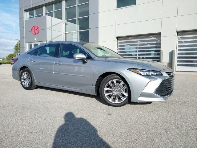 2019 Toyota Avalon XLE