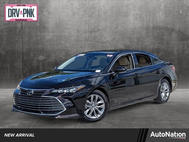 2019 Toyota Avalon XLE