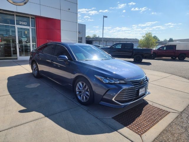 2019 Toyota Avalon XLE