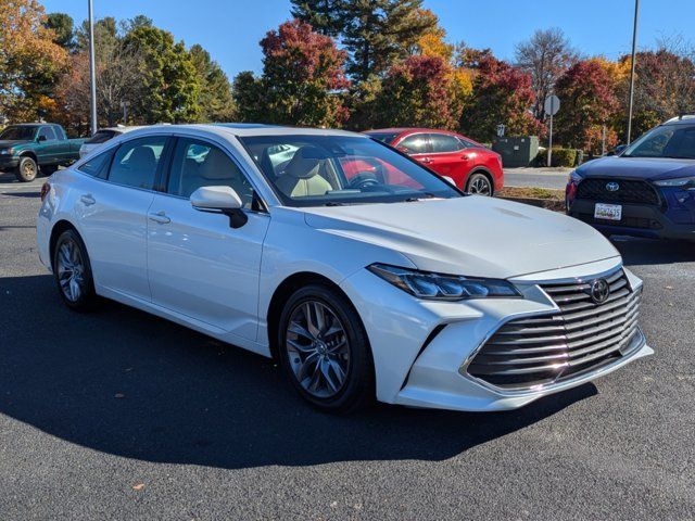 2019 Toyota Avalon XLE