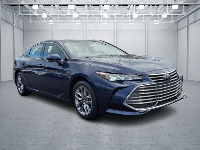 2019 Toyota Avalon XLE