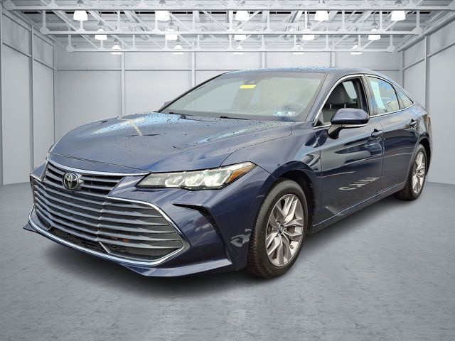 2019 Toyota Avalon XLE