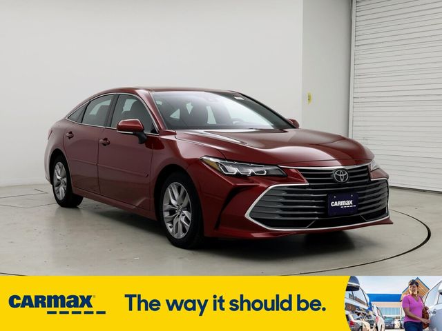 2019 Toyota Avalon XLE