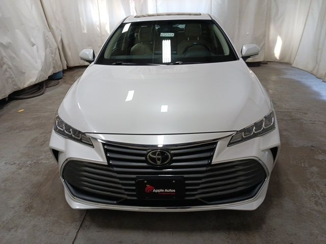 2019 Toyota Avalon XLE