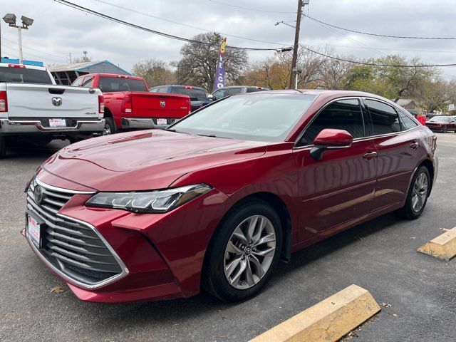 2019 Toyota Avalon XLE