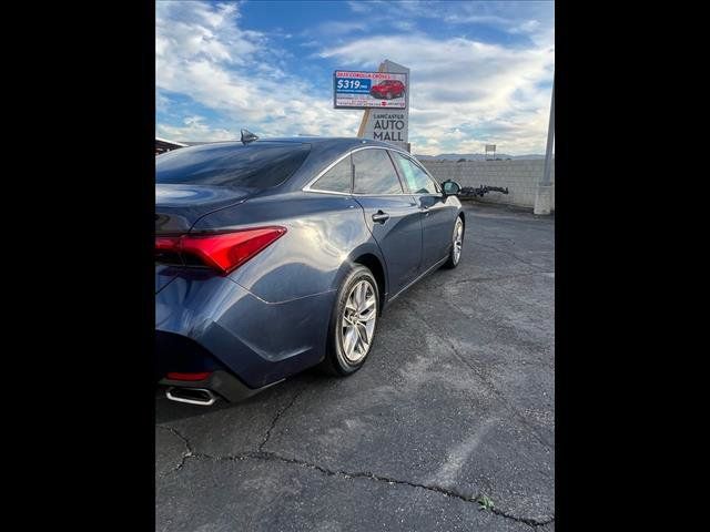 2019 Toyota Avalon XLE