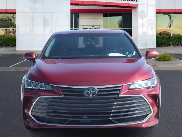2019 Toyota Avalon XLE