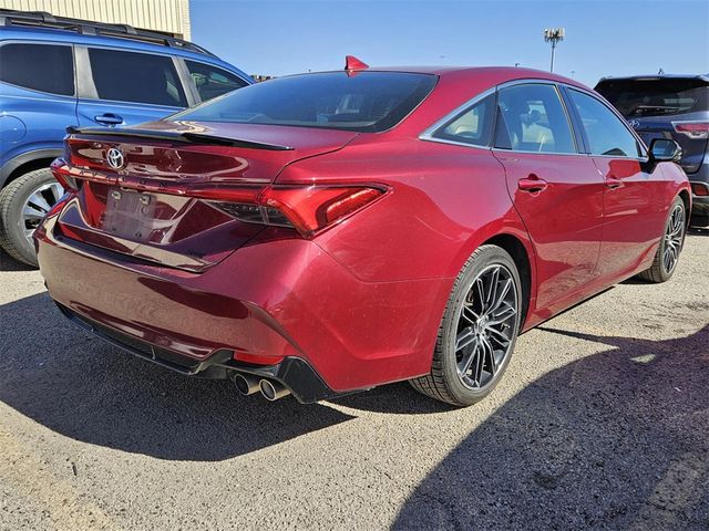 2019 Toyota Avalon XLE