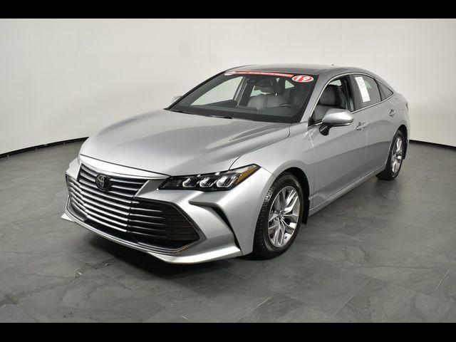 2019 Toyota Avalon XLE