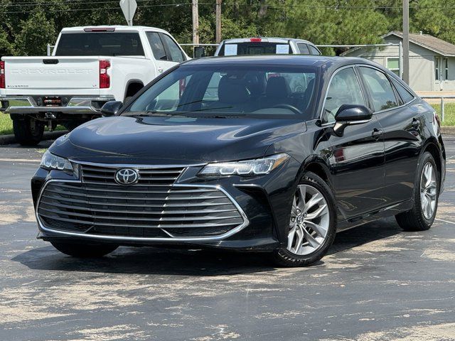 2019 Toyota Avalon XLE