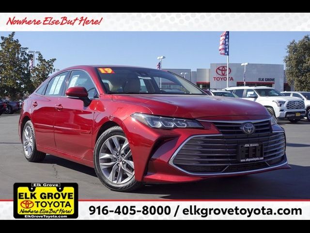 2019 Toyota Avalon XLE