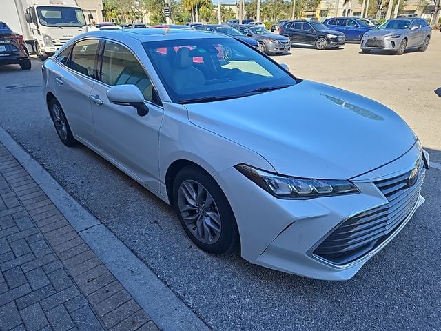 2019 Toyota Avalon XLE