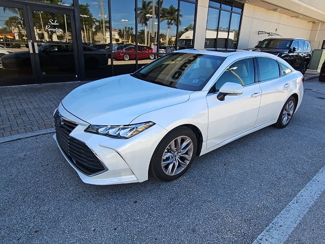 2019 Toyota Avalon XLE