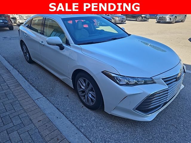 2019 Toyota Avalon XLE