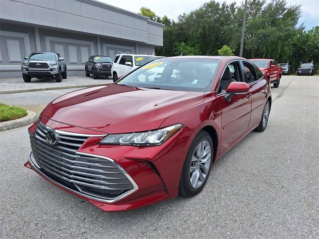 2019 Toyota Avalon XLE