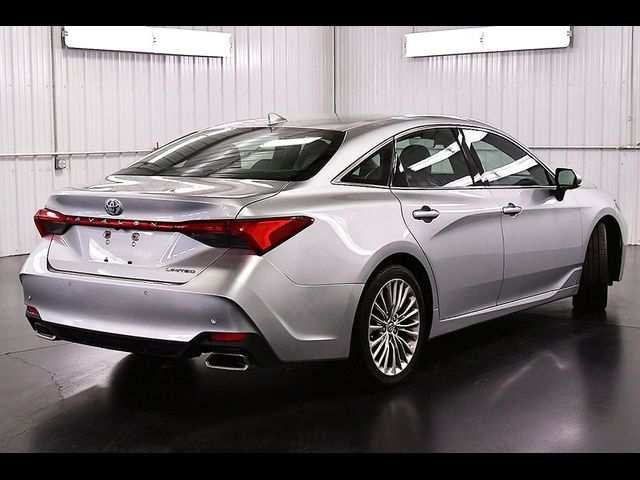 2019 Toyota Avalon XLE