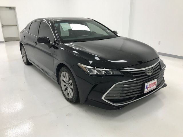 2019 Toyota Avalon XLE