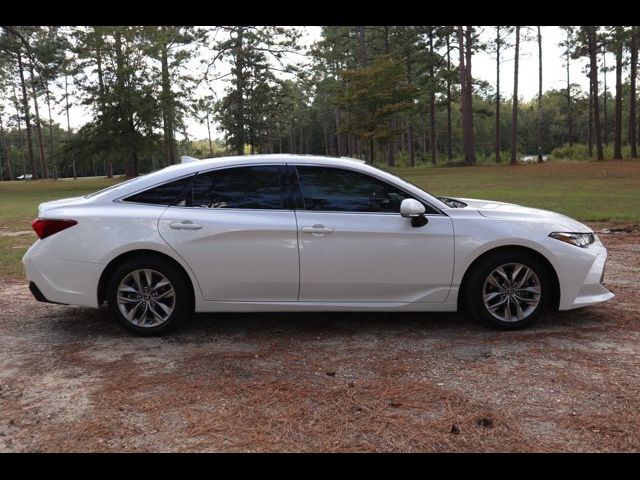 2019 Toyota Avalon XLE